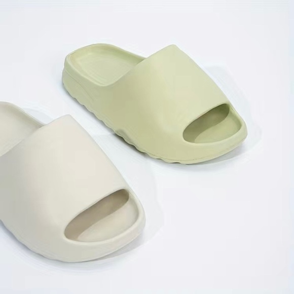 Women's Footwear | Solid Platform | Pillow Slippers | EVA Slides | Anti-slip - Picture 13 of 15